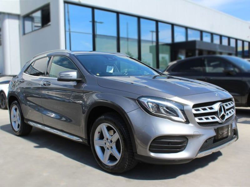 Mercedes-Benz GLA SUV 200 d Automatic 4Matic Premium