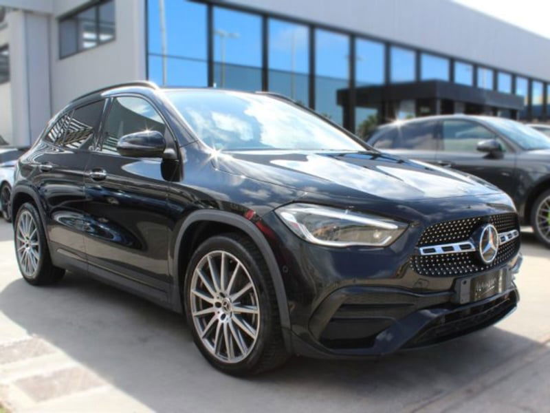 Mercedes-Benz GLA SUV 200 d Automatic 4Matic Premium