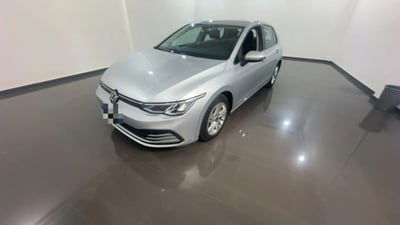 Volkswagen Golf Variant 1.0 eTSI EVO DSG Life usata