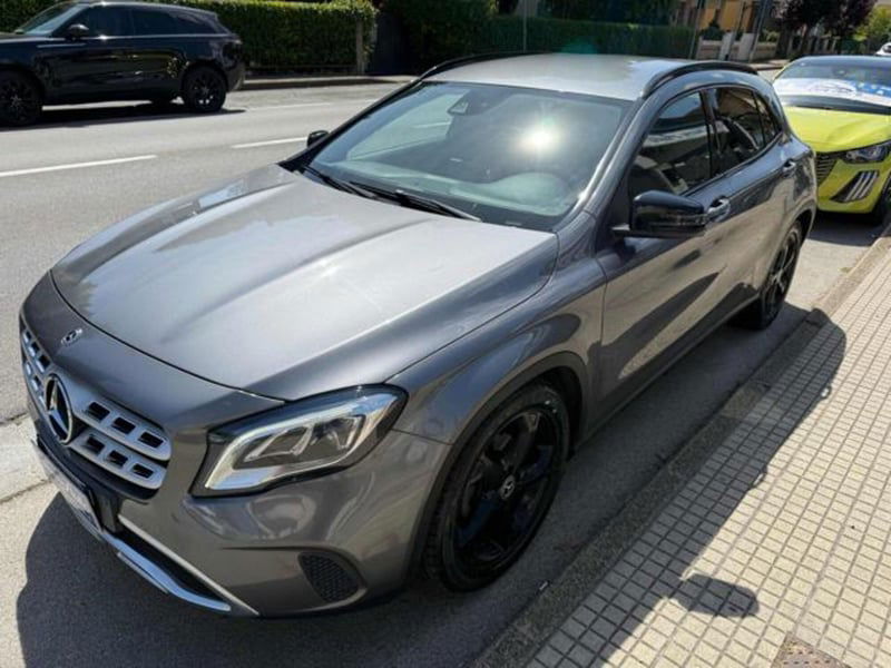 Mercedes-Benz GLA SUV 180 Sport
