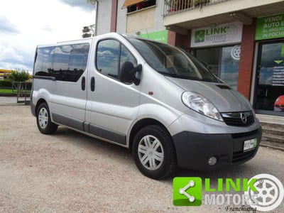 Opel Vivaro Furgone 27 2.0 CDTI 120CV PC-TN Combi 9 posti usato