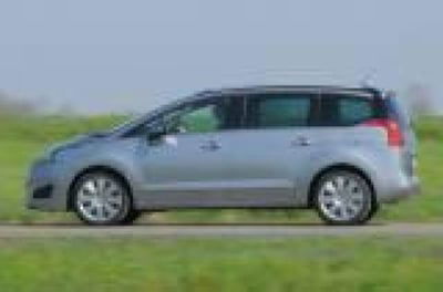 Peugeot 5008 BlueHDi 120 S&S Access nuova