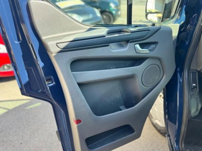 Ford Transit Custom Furgone 280 2.0 EcoBlue 170 PC Furgone Titanium (10)