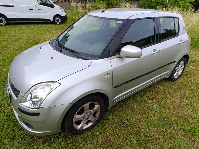 Suzuki Swift 1.3 DDiS 5p. GL