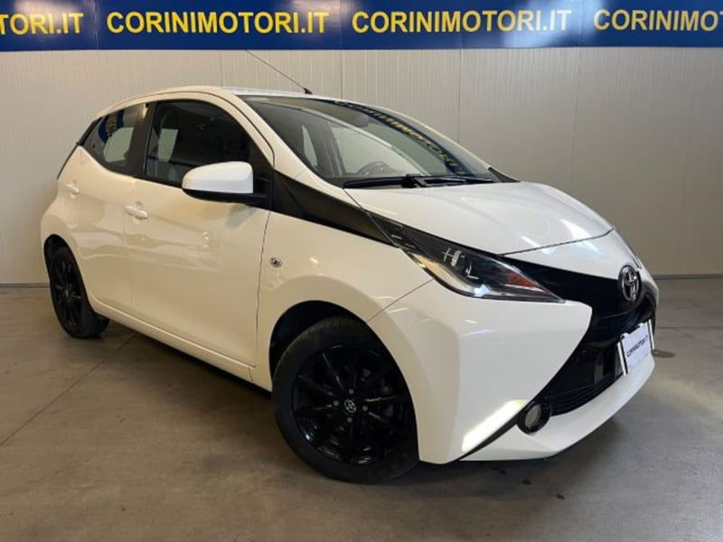 Toyota Aygo 1.0 VVT-i 69 CV 5 porte x-play