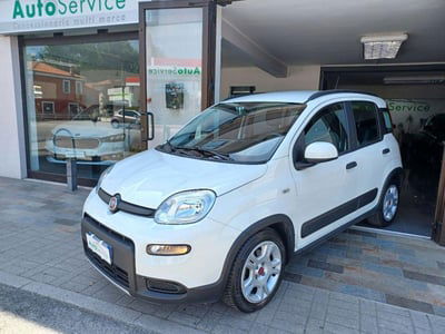 Fiat Panda 1.0 FireFly S&S Hybrid City Cross usata