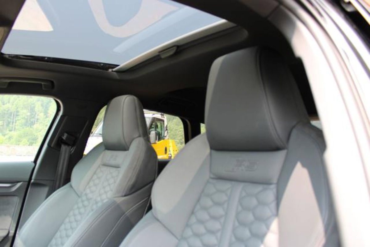 Audi RS 3 Sportback 3 TFSI quattro S tronic (11)