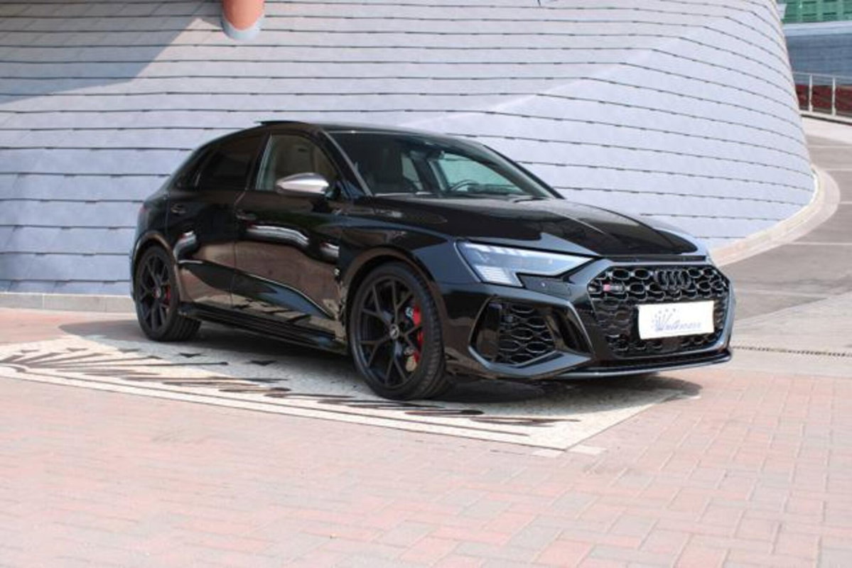 Audi RS 3 Sportback 3 TFSI quattro S tronic (2)