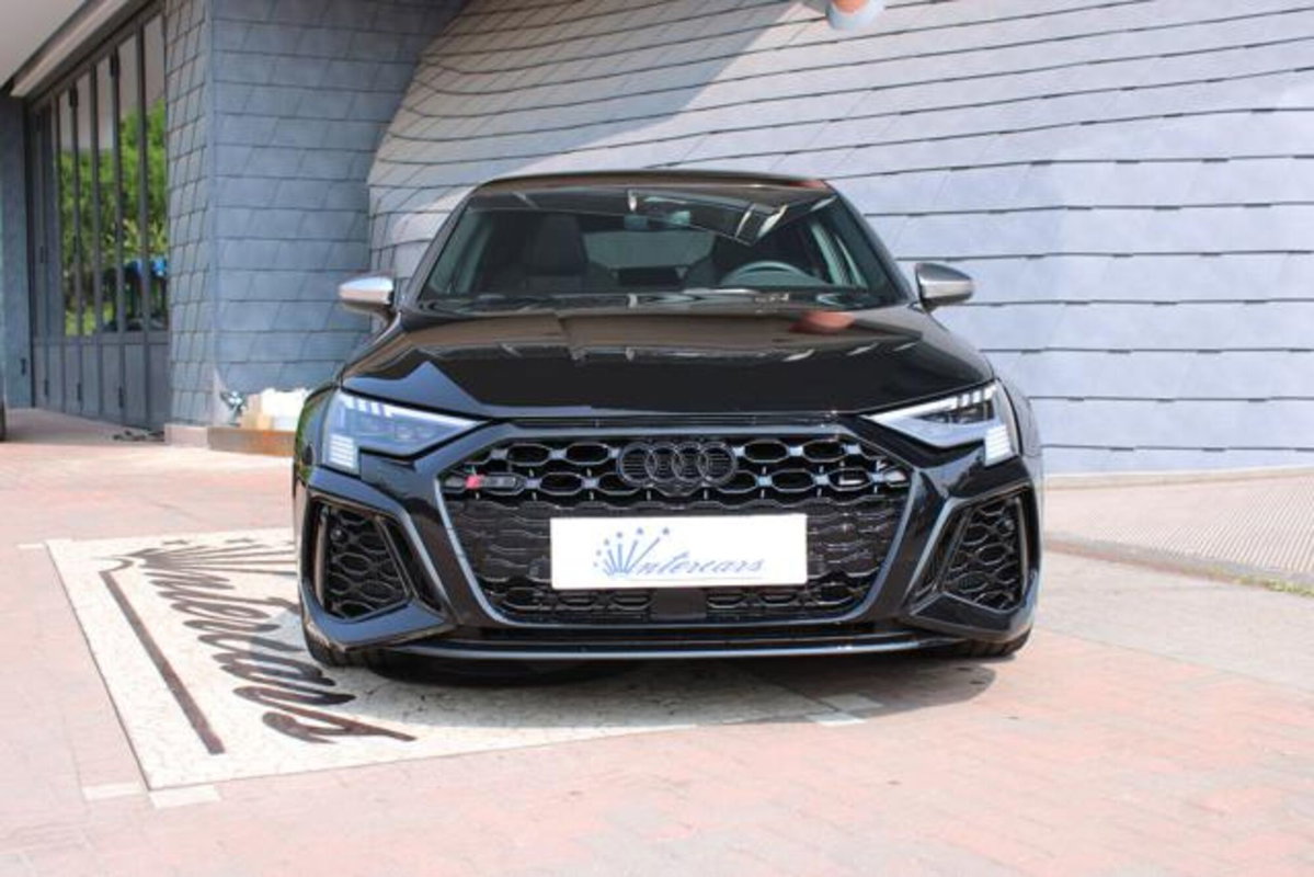 Audi RS 3 Sportback 3 TFSI quattro S tronic (3)