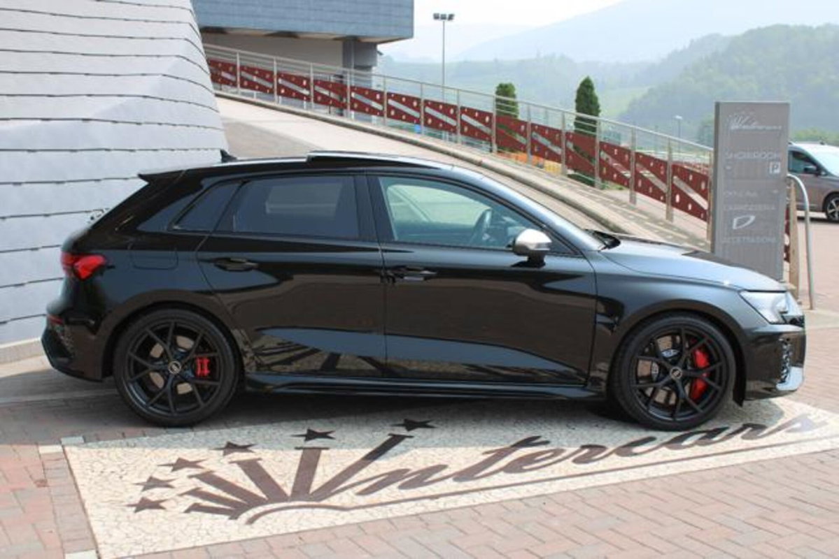 Audi RS 3 Sportback 3 TFSI quattro S tronic (5)