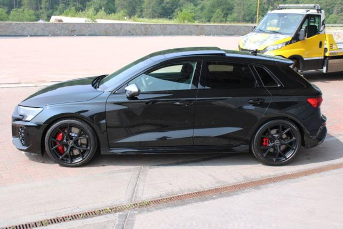 Audi RS 3 Sportback 3 TFSI quattro S tronic (8)