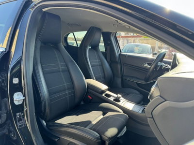 Mercedes-Benz GLA SUV 220 d Automatic 4Matic Sport (11)