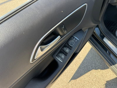 Mercedes-Benz GLA SUV 220 d Automatic 4Matic Sport (4)