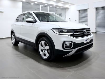Volkswagen T-Cross 1.0 TSI 110 CV Sport usata