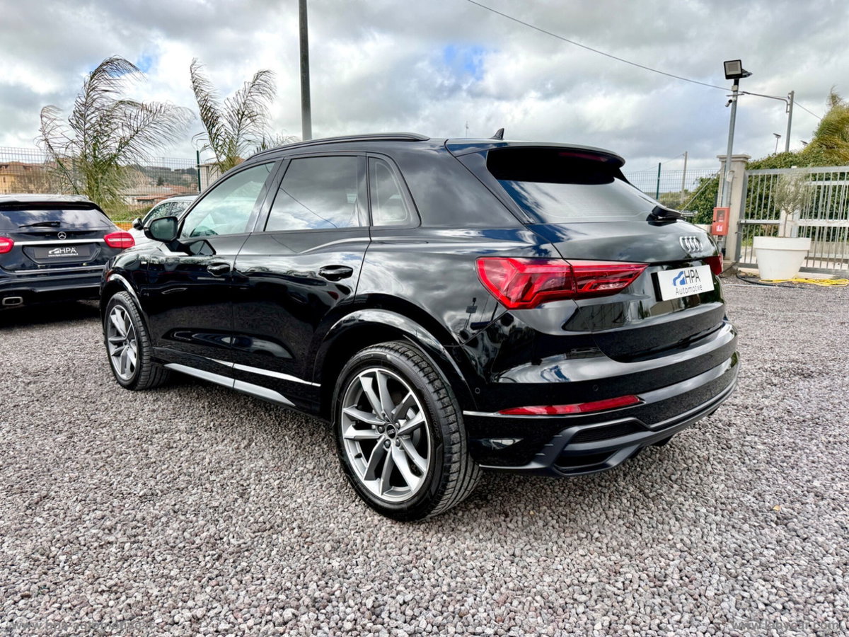 Audi Q3 35 TDI Business (4)
