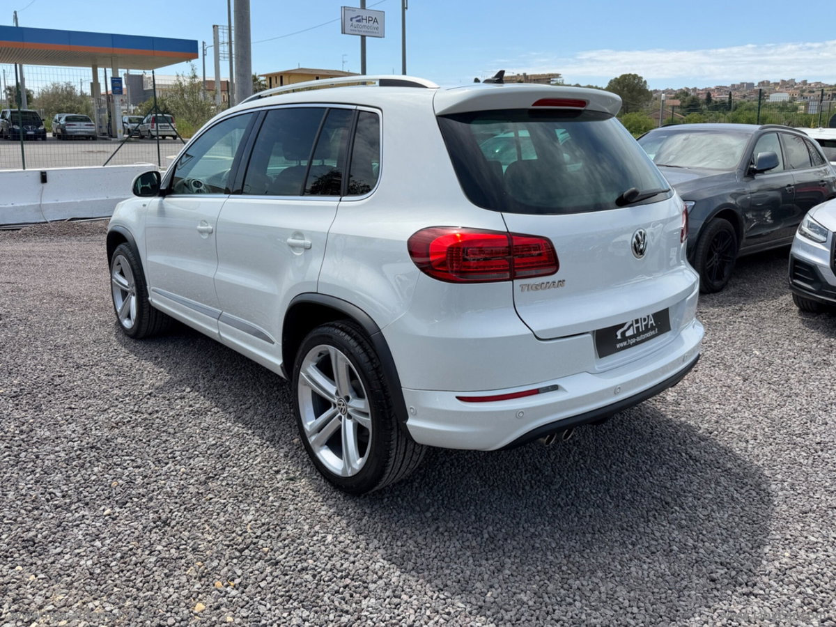Volkswagen Tiguan 2.0 TDI 177 CV 4MOTION DSG R-Line BlueMotion Tech. (4)