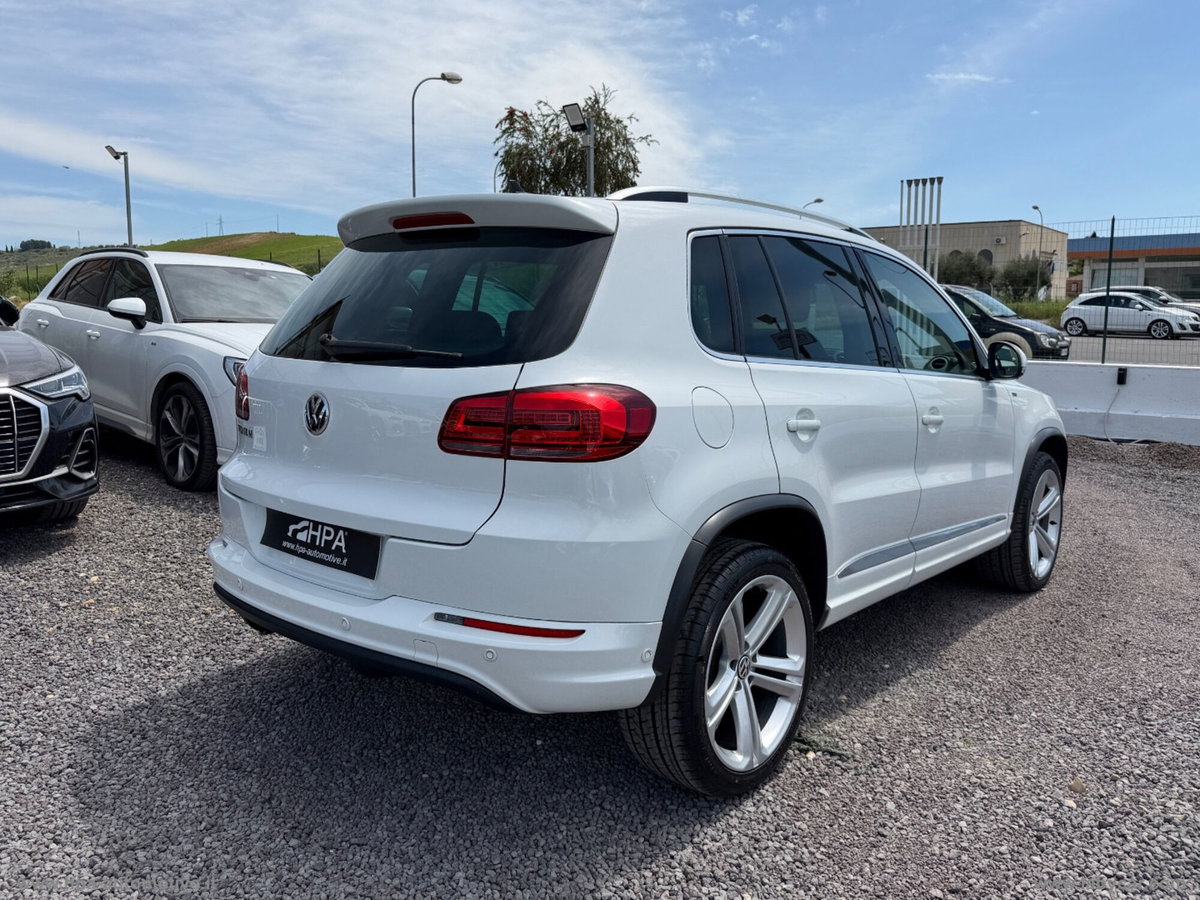 Volkswagen Tiguan 2.0 TDI 177 CV 4MOTION DSG R-Line BlueMotion Tech. (6)