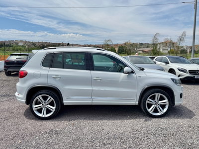Volkswagen Tiguan 2.0 TDI 177 CV 4MOTION DSG R-Line BlueMotion Tech. (8)