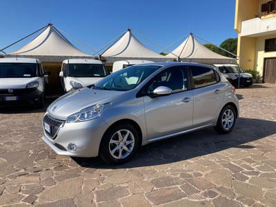 Peugeot 208 VTi 82 CV 5 porte Active usata