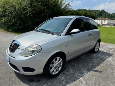 Lancia Ypsilon 1.2 Argento usata