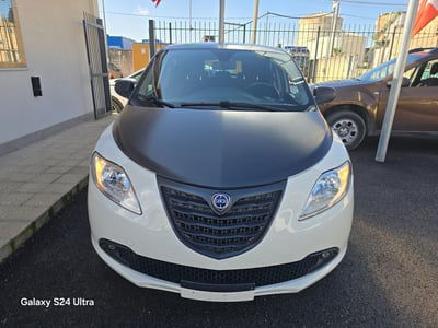 Lancia Ypsilon 1.2 69 CV 5 porte S Momodesign usata
