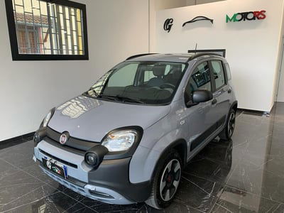 Fiat Panda 1.0 FireFly S&S Hybrid City Cross usata