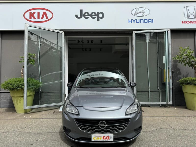 Opel Corsa 1.2 5 porte Black Edition