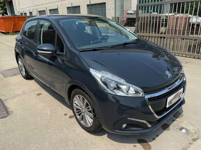 Peugeot 208 82 5 porte Allure usata