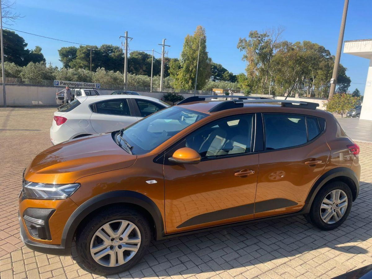 Dacia Sandero Stepway 1.0 TCe 100 CV ECO-G Comfort (4)