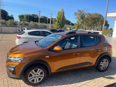 Dacia Sandero Stepway 1.0 TCe 100 CV ECO-G Comfort (4)