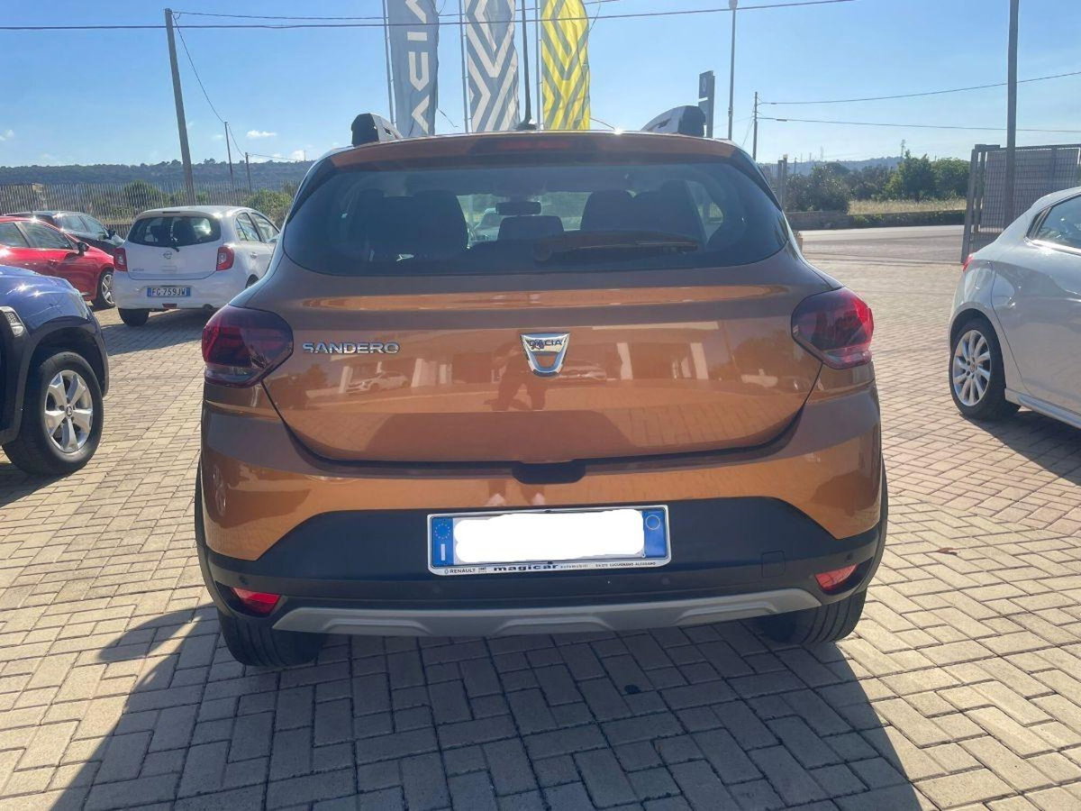 Dacia Sandero Stepway 1.0 TCe 100 CV ECO-G Comfort (6)