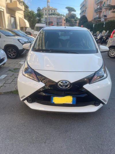 Toyota Aygo 1.0 VVT-i 69 CV 5 porte x-clusiv MMT usata