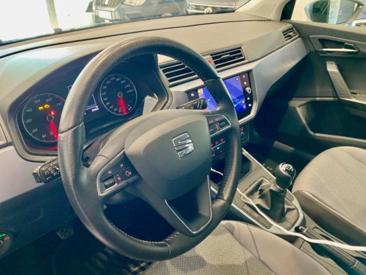 SEAT Arona 1.0 EcoTSI Black Edition (12)