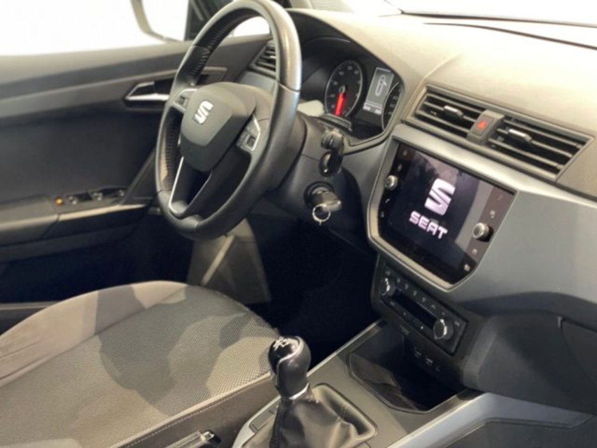 SEAT Arona 1.0 EcoTSI Black Edition (19)