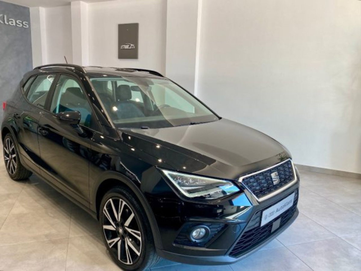 SEAT Arona 1.0 EcoTSI Black Edition (2)