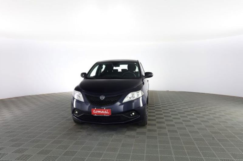 Lancia Ypsilon 1.0 FireFly 5 porte S&S Hybrid Silver Plus