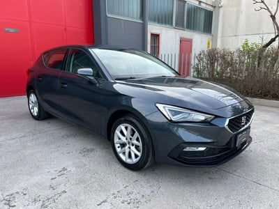 SEAT Leon 1.0 eTSI 110 CV DSG Xcellence usata