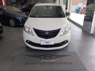 Lancia Ypsilon 1.2 69 CV 5 porte GPL Ecochic Silver usata