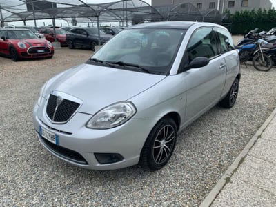 Lancia Ypsilon 1.3 MJT 75 CV New Oro usata