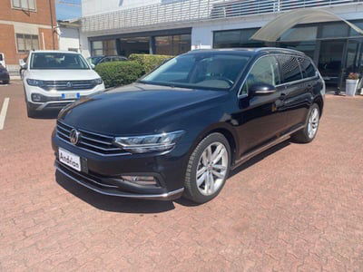 Volkswagen Passat Variant 2.0 TDI SCR EVO DSG Executive usata