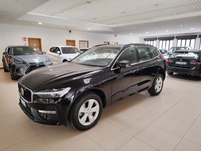 Volvo XC60 B4 (d) AWD Geartronic Momentum Pro usata