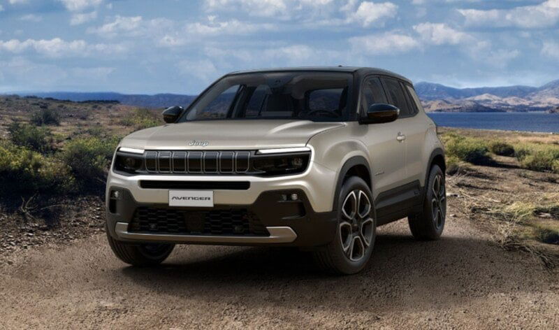 Jeep Avenger 1.2 turbo e-hybrid mhev Summit fwd 110cv edct6