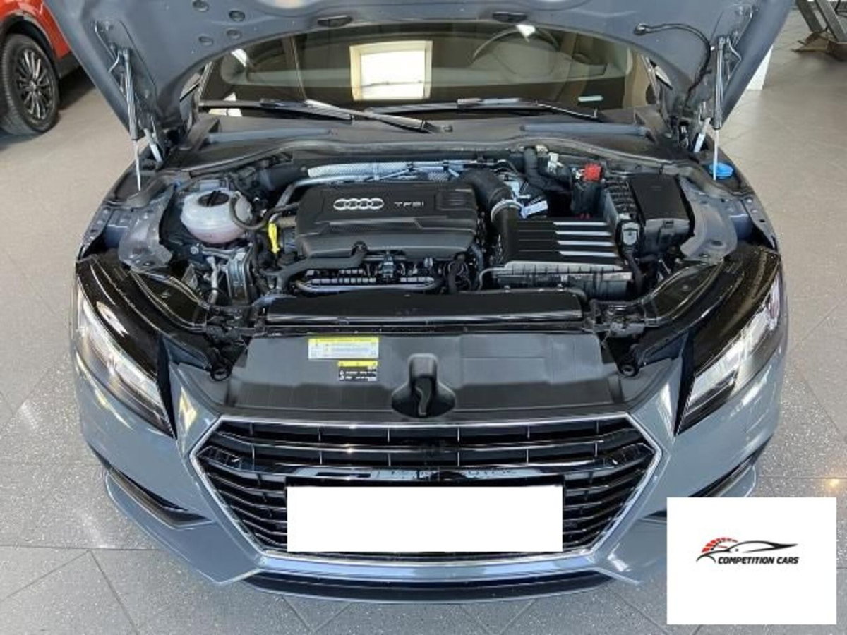 Audi TT Coupé 1.8 TFSI (12)