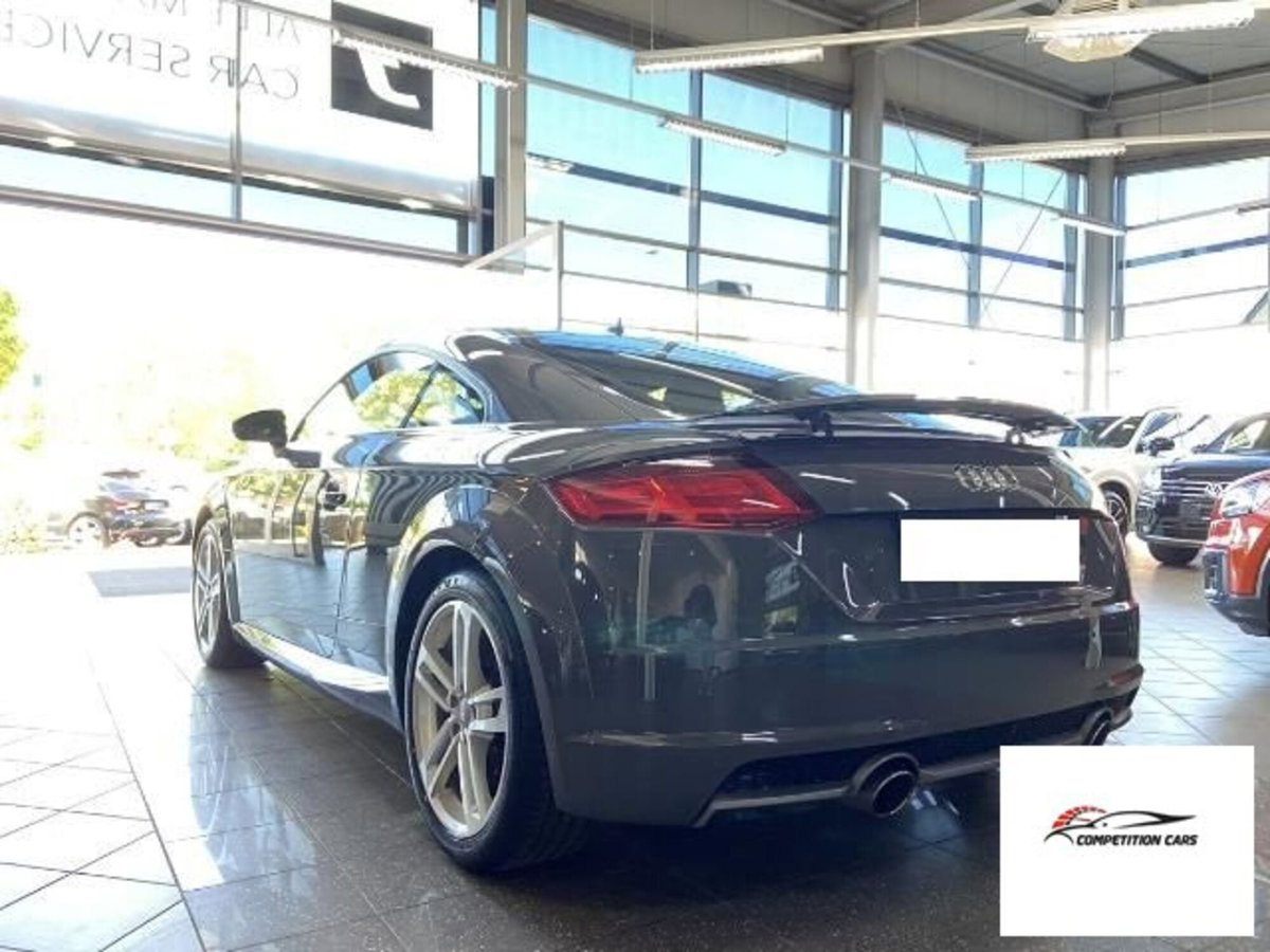 Audi TT Coupé 1.8 TFSI (3)