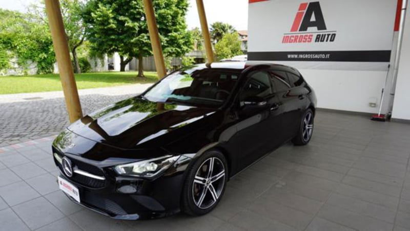 Mercedes-Benz CLA Shooting Brake 200 d Automatic 4Matic Shooting Brake Sport