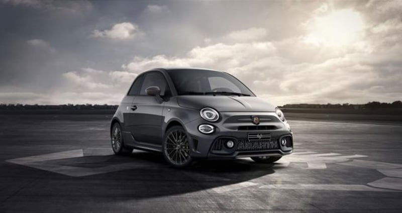 Abarth 695 695 1.4 Turbo T-Jet 180 CV Esseesse