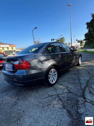 BMW Serie 3 318i cat Attiva usata