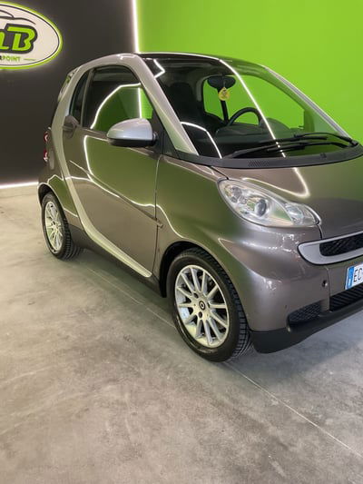 smart Fortwo 1000 62 kW coupé passion usata