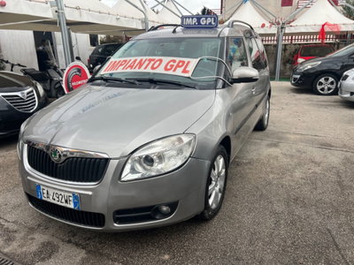 Skoda Roomster 12V 70CV Style (3)