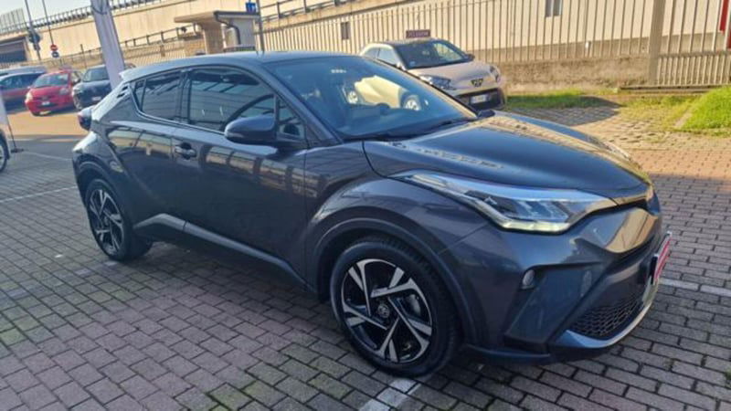 Toyota Toyota C-HR 1.8 Hybrid E-CVT Trend